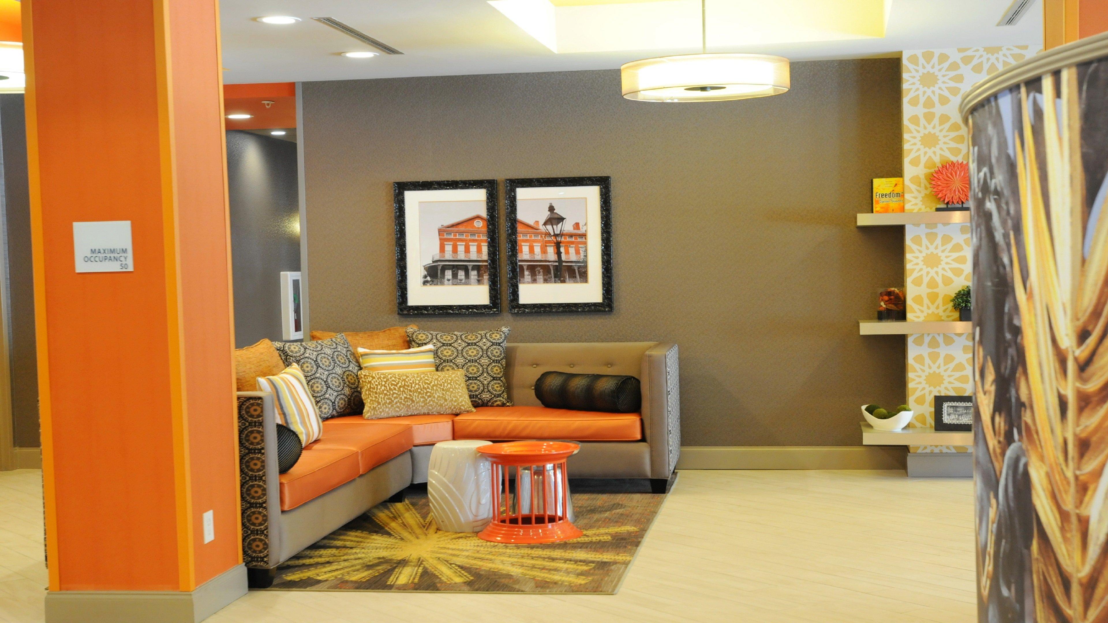 Holiday Inn Express Covington-Madisonville By Ihg Exterior photo