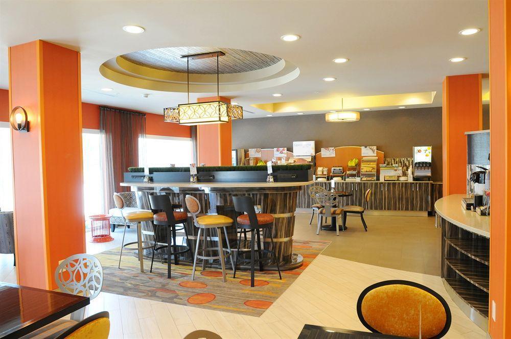 Holiday Inn Express Covington-Madisonville By Ihg Exterior photo